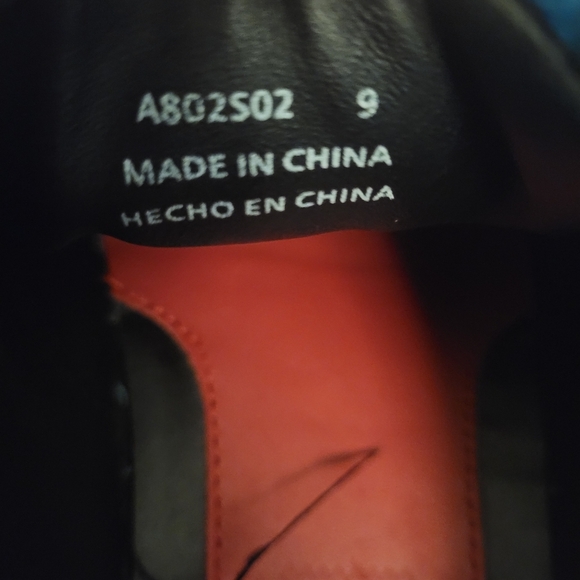 Men's Size 9 Bugatchi Blue Suede‎ Shoes - Picture 6 of 7